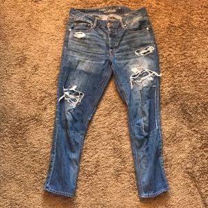 American Eagle high waisted boyfriend jeans